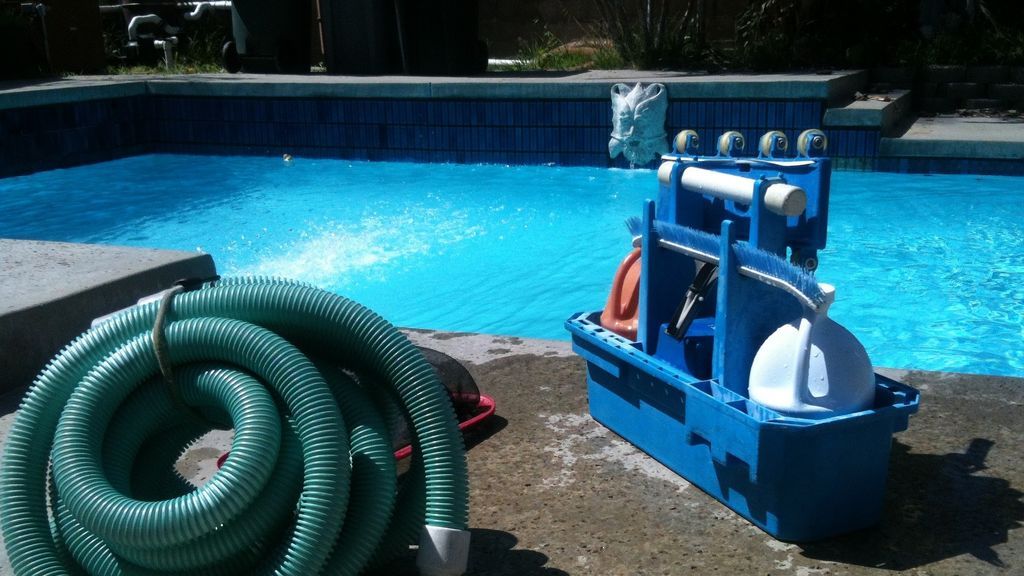 Cómo vaciar la piscina de forma rápida y eficaz al acabar el verano